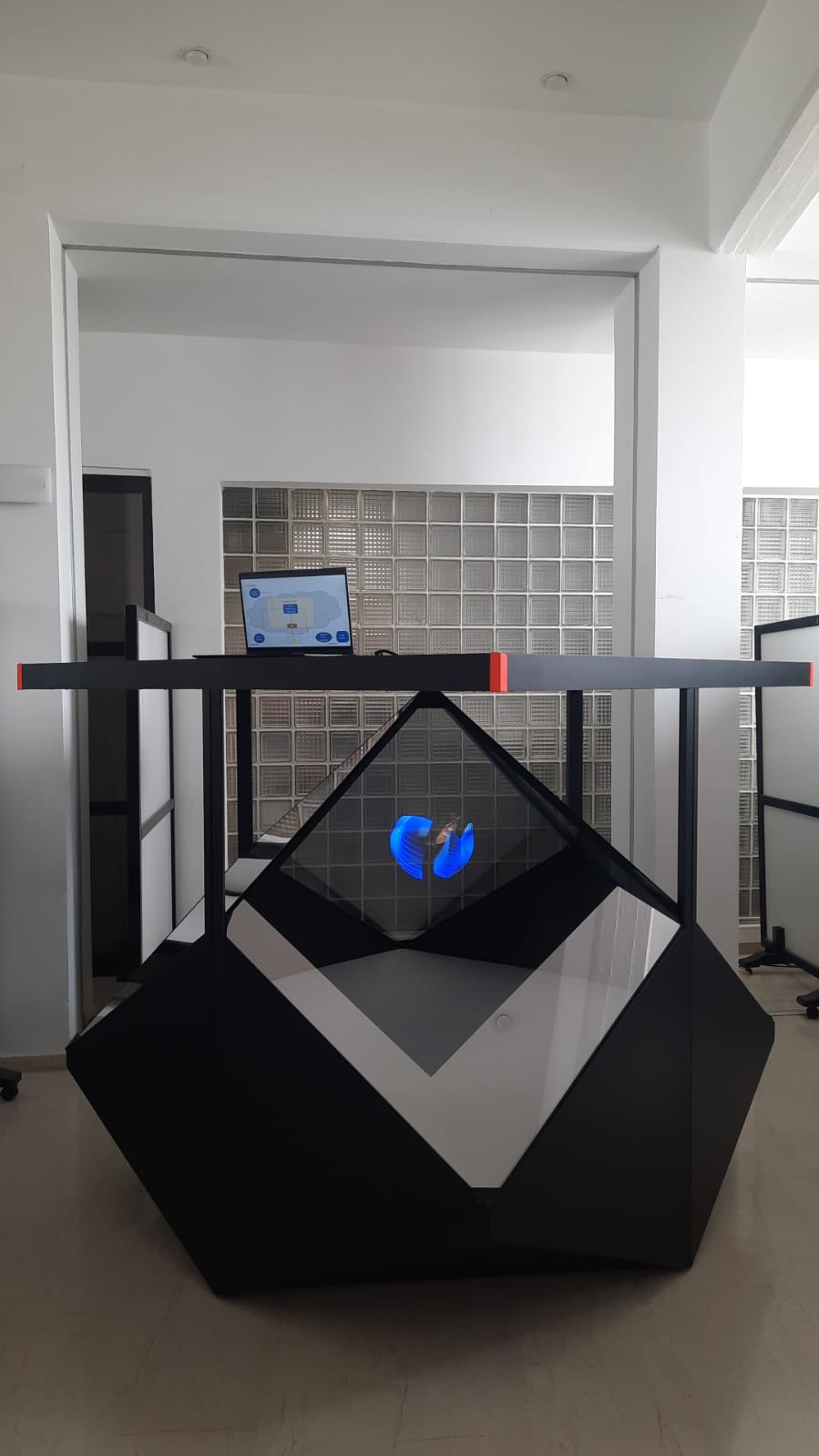 Hologram Streaming App